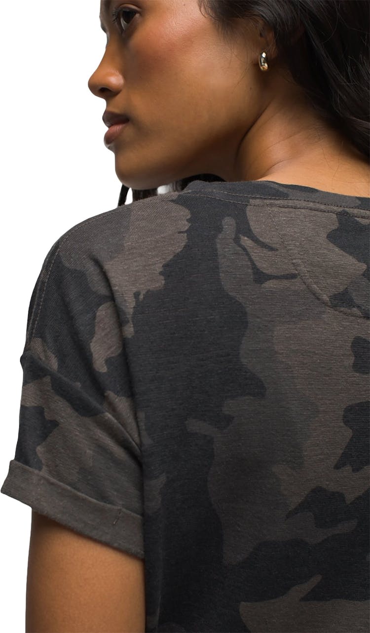 Numéro de l'image de la galerie de produits 4 pour le produit T-shirt Cozy Up - Femme