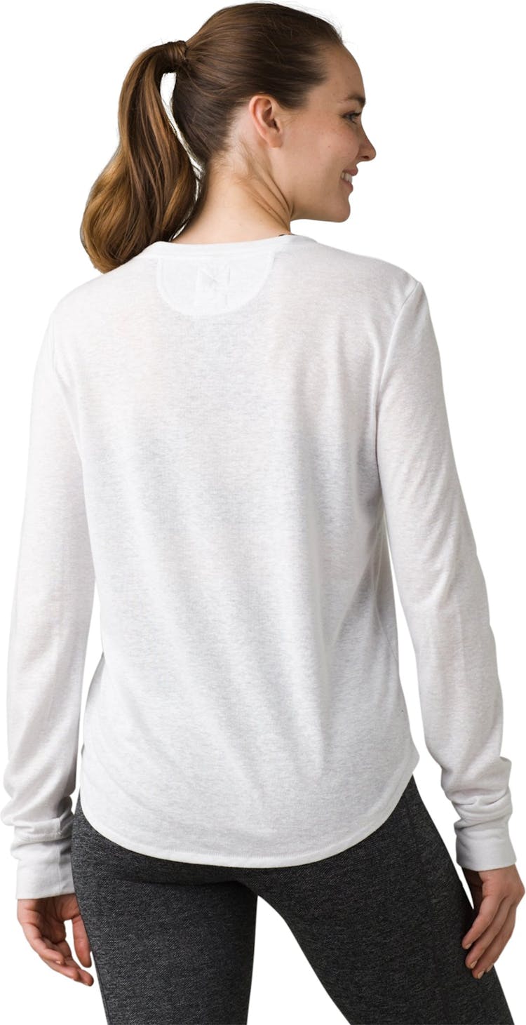 Numéro de l'image de la galerie de produits 2 pour le produit T-shirt à manches longues Cozy Up - Femme