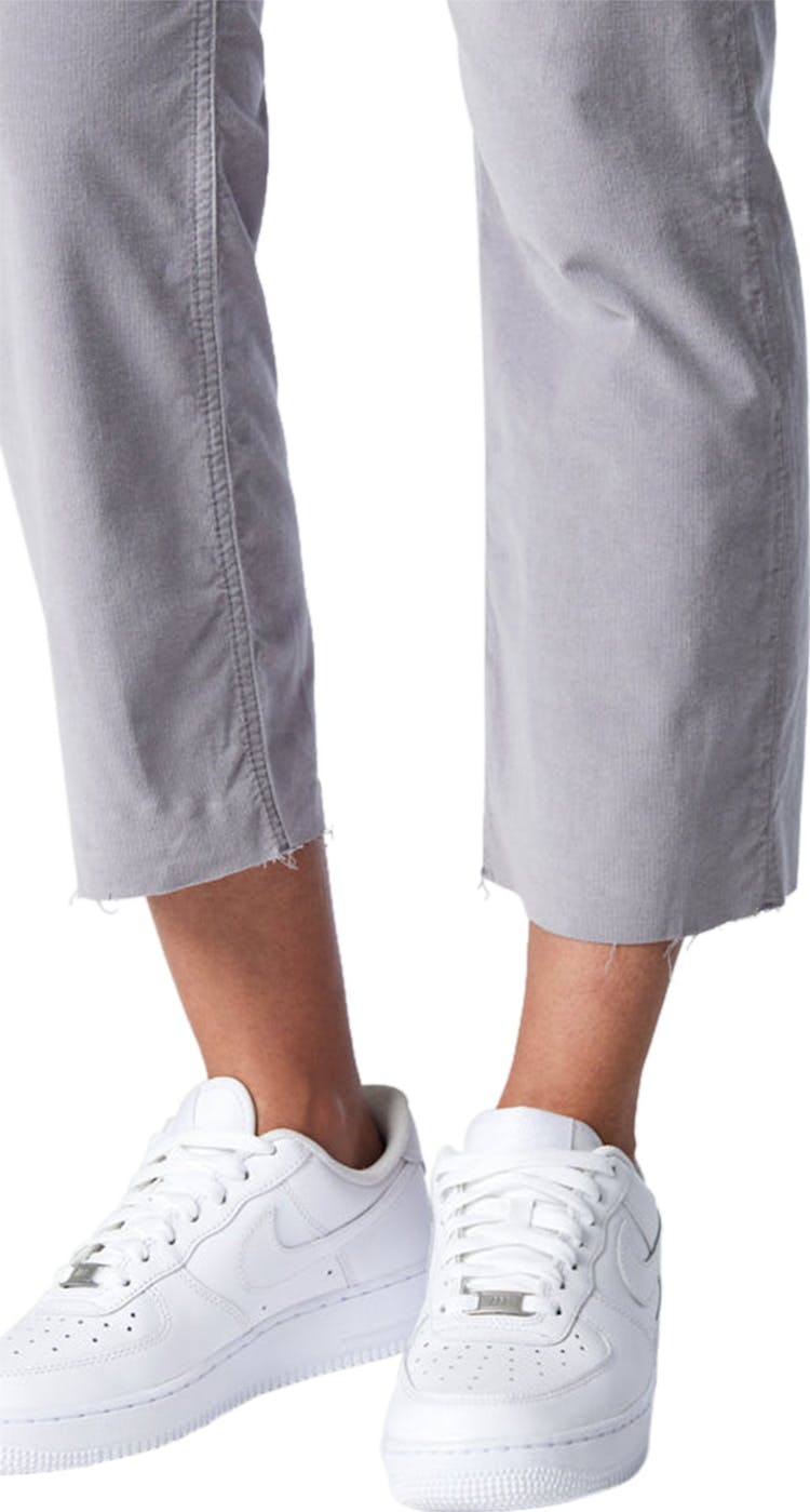 Numéro de l'image de la galerie de produits 4 pour le produit Pantalon en velours côtelé à jambe droite avec poche avant Shelia - Femme