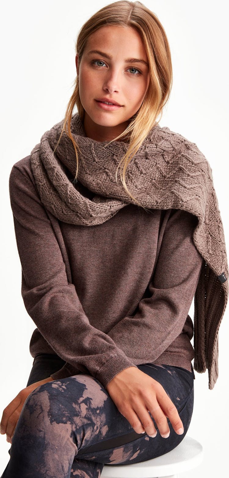 Product gallery image number 1 for product Chunky Knitwear Scarf - Women's