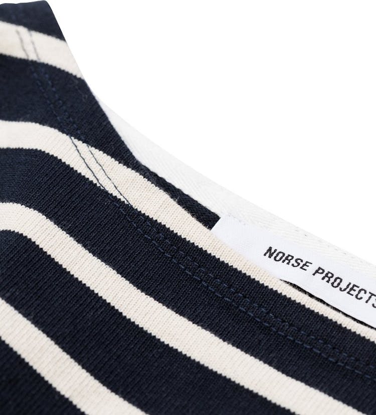 Numéro de l'image de la galerie de produits 2 pour le produit Robe Astrid Classic Stripe - Femme