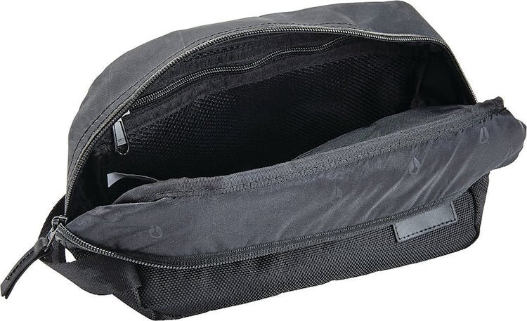 Product gallery image number 2 for product Traveler Dopp Kit