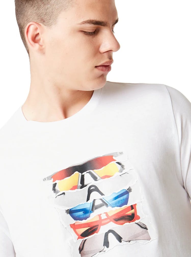 Numéro de l'image de la galerie de produits 4 pour le produit T-Shirt Sunglass Print - Homme