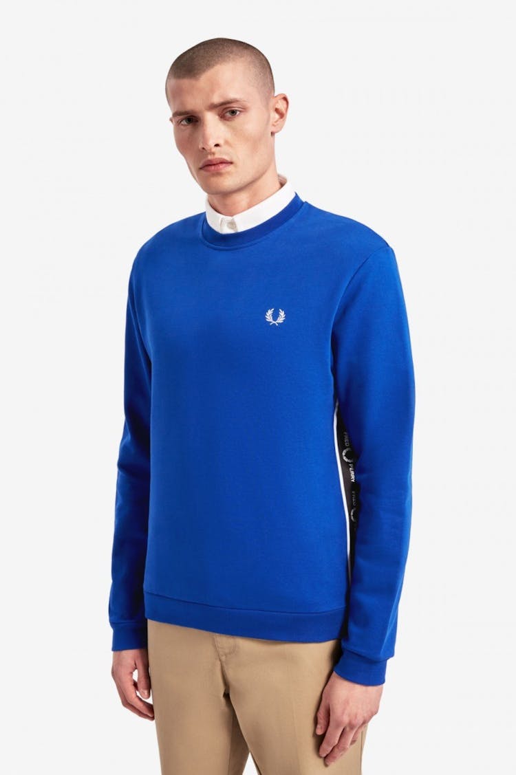 Numéro de l'image de la galerie de produits 1 pour le produit Sweatshirt à capuche avec bande sur les manches - Homme