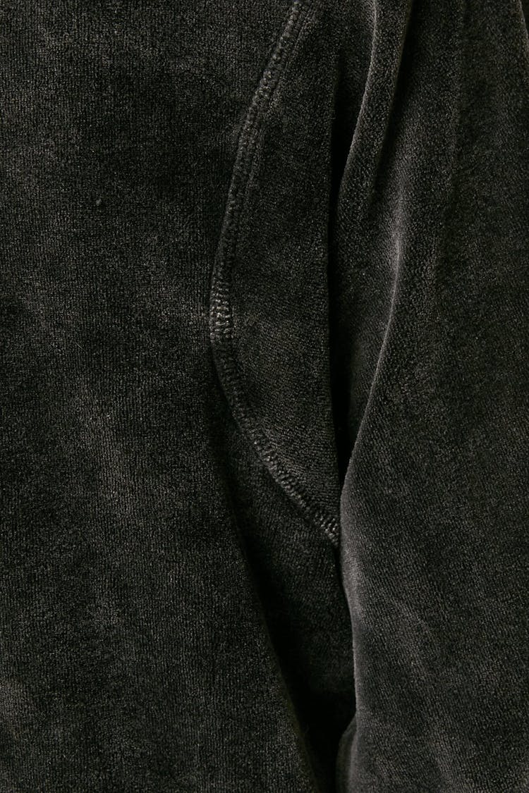Numéro de l'image de la galerie de produits 2 pour le produit Chandail en molleton à capuchon Velvero Zip - Femme