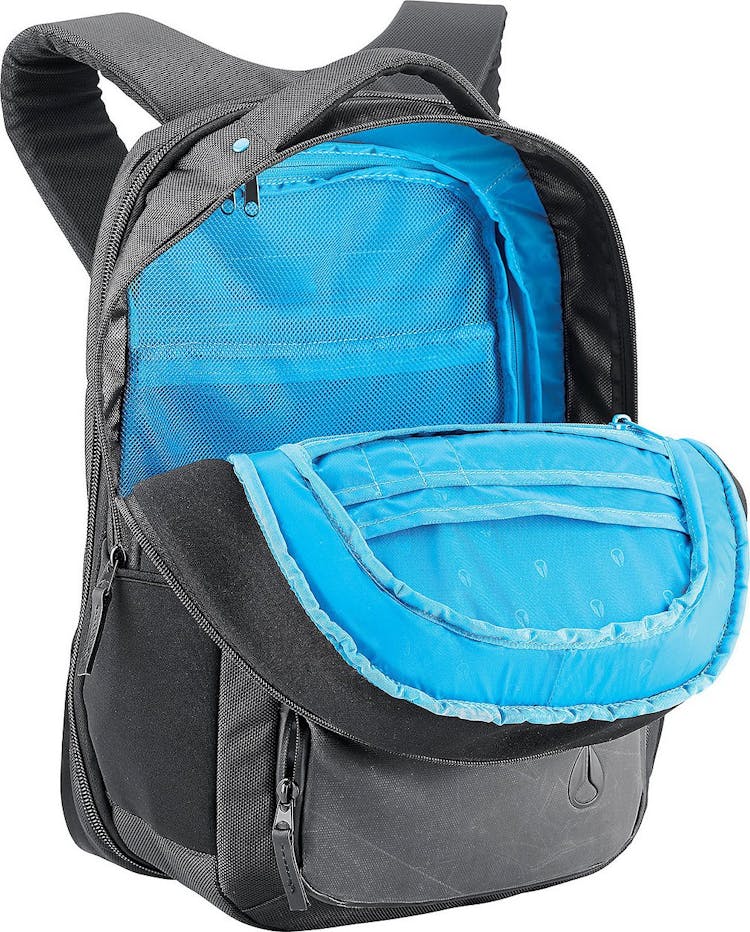 Product gallery image number 3 for product Shadow World Traveler Backpack 24L