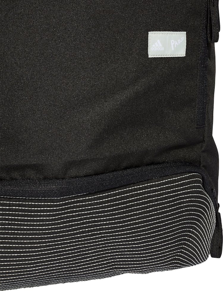 Product gallery image number 4 for product 4CMTE Mega Parley Backpack