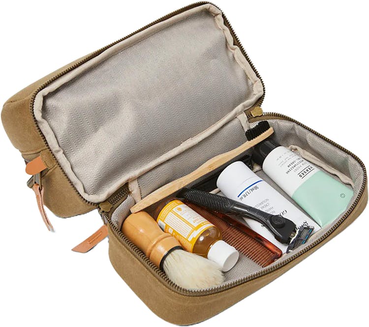 Product gallery image number 2 for product Traveler Dopp Kit 4L